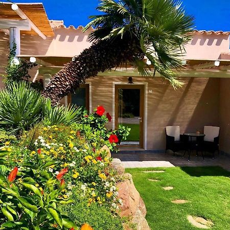 Acquamaris Tuerredda Bed & Breakfast เตวลาดา ภายนอก รูปภาพ